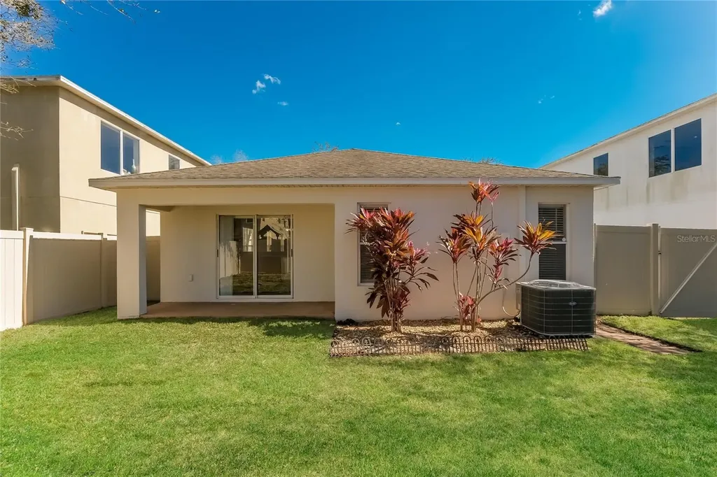 15411 Peach Stone Place Ruskin FL 33573