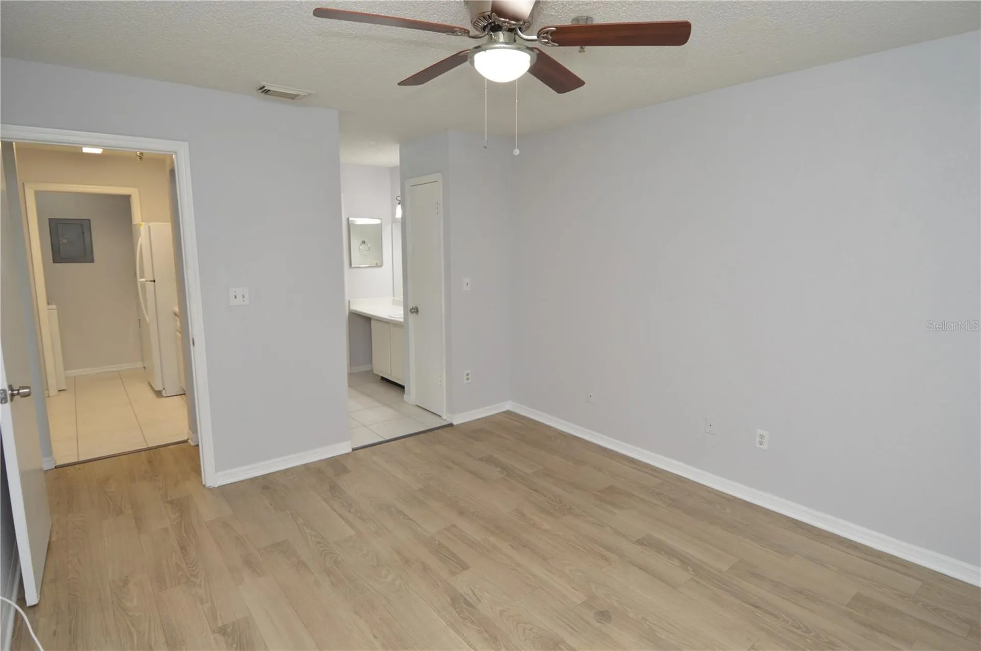 10265 Gandy Boulevard N St Petersburg FL 33702