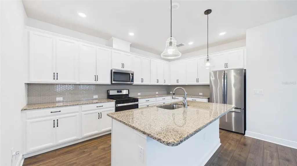 13890 Kingfisher Glen Drive Lithia FL 33547