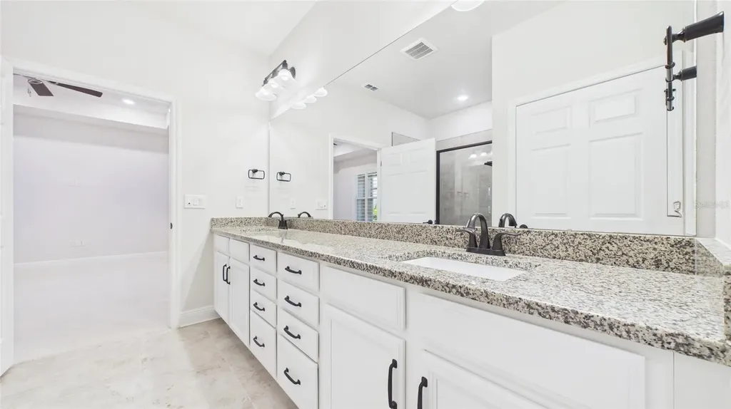 13890 Kingfisher Glen Drive Lithia FL 33547