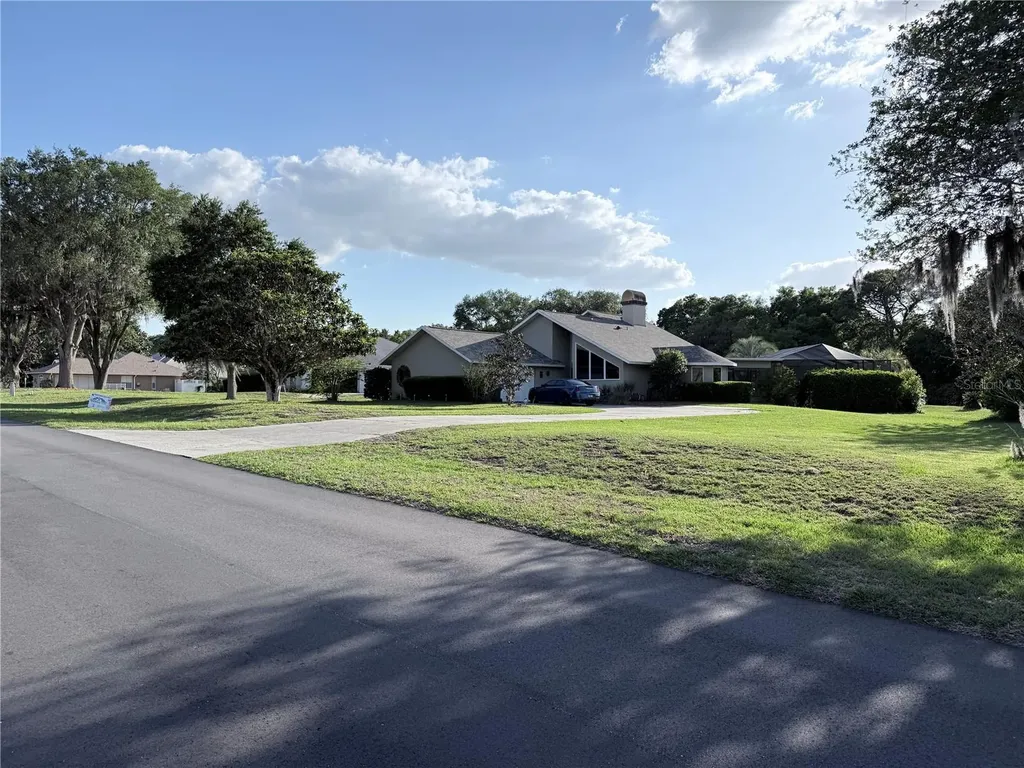 1471 N Man O War Drive Hernando FL 34442
