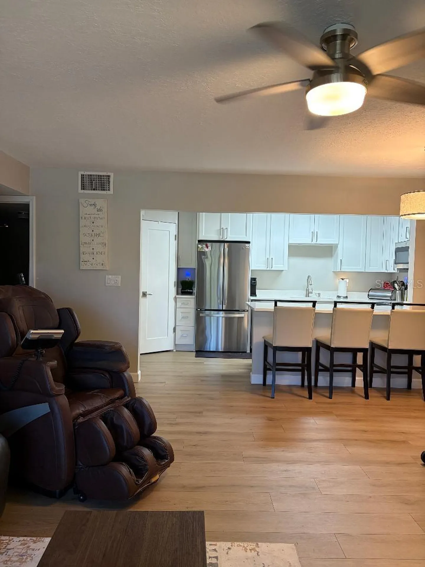 1225 Pine Ridge Circle W Tarpon Springs FL 34688