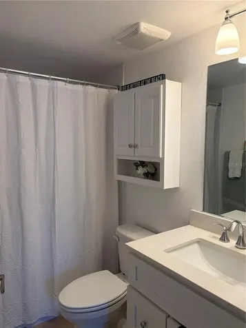 1225 Pine Ridge Circle W Tarpon Springs FL 34688