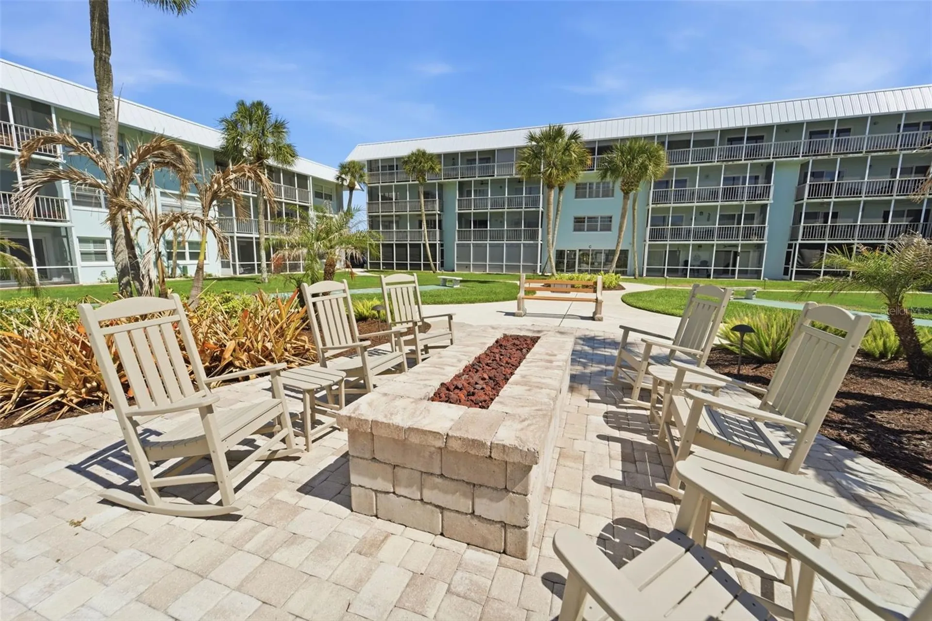325 N Causeway New Smyrna Beach FL 32169