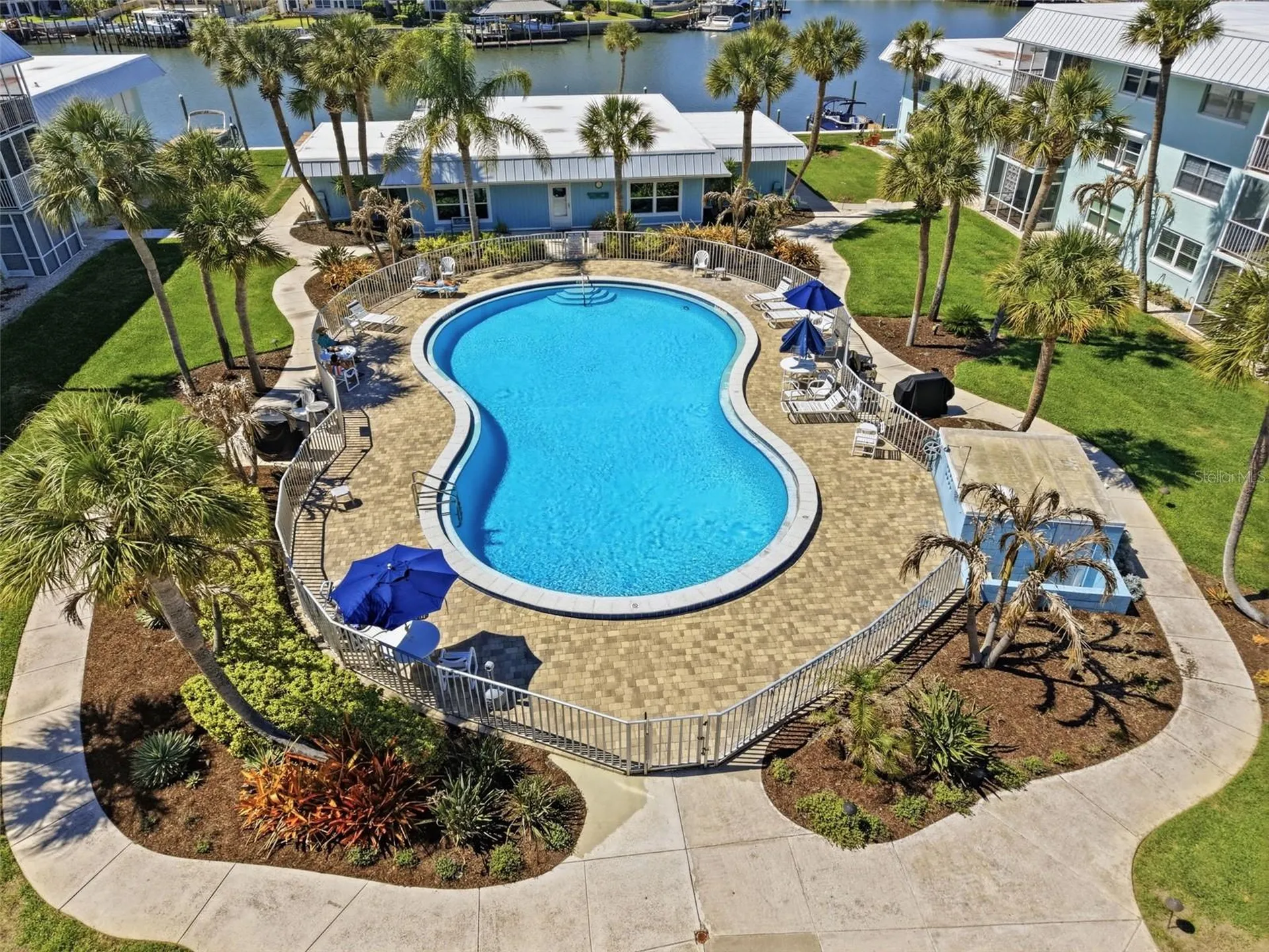 325 N Causeway New Smyrna Beach FL 32169