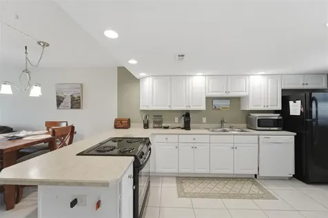 325 N Causeway New Smyrna Beach FL 32169