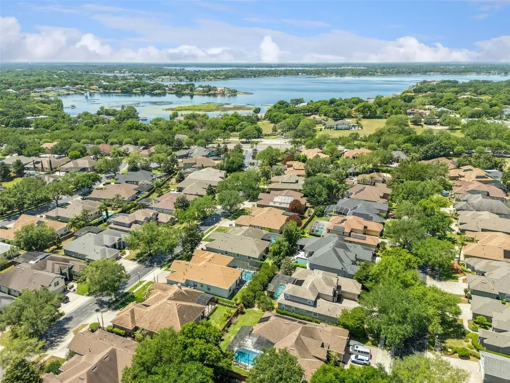 8225 Lynch Drive Orlando FL 32835