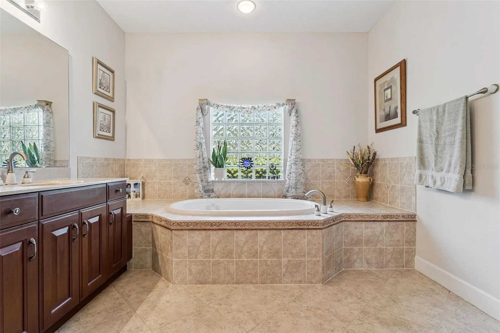 8225 Lynch Drive Orlando FL 32835