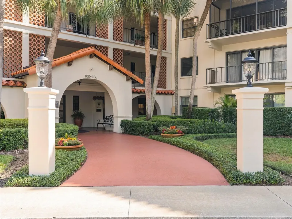 106 S Interlachen Avenue Winter Park FL 32789