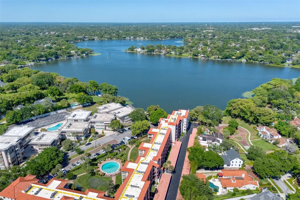 106 S Interlachen Avenue Winter Park FL 32789