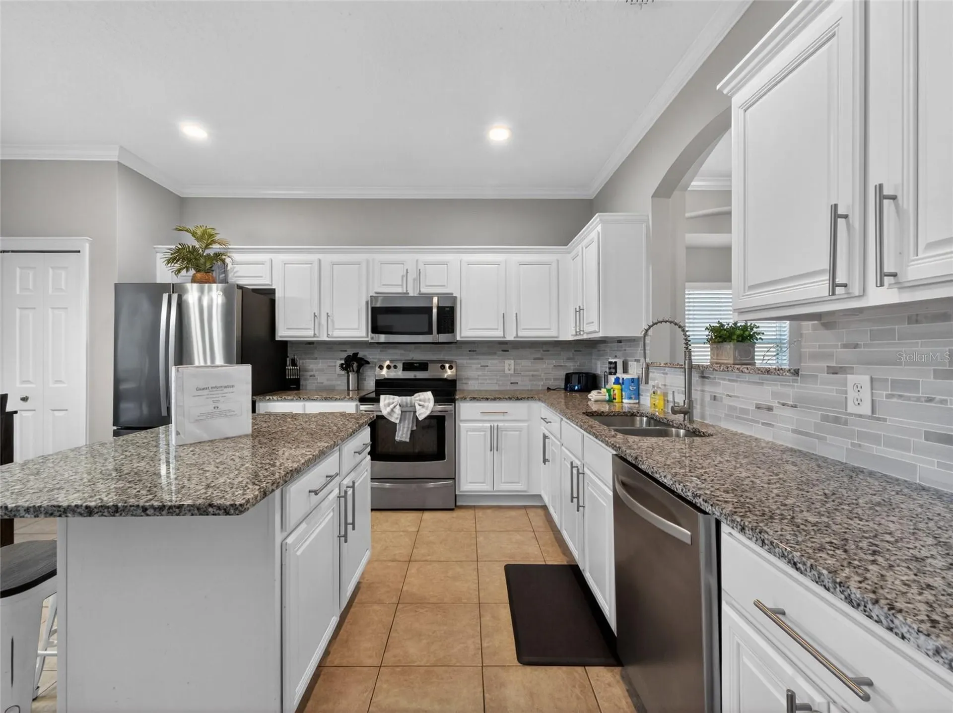 242 Solana Circle Davenport FL 33897