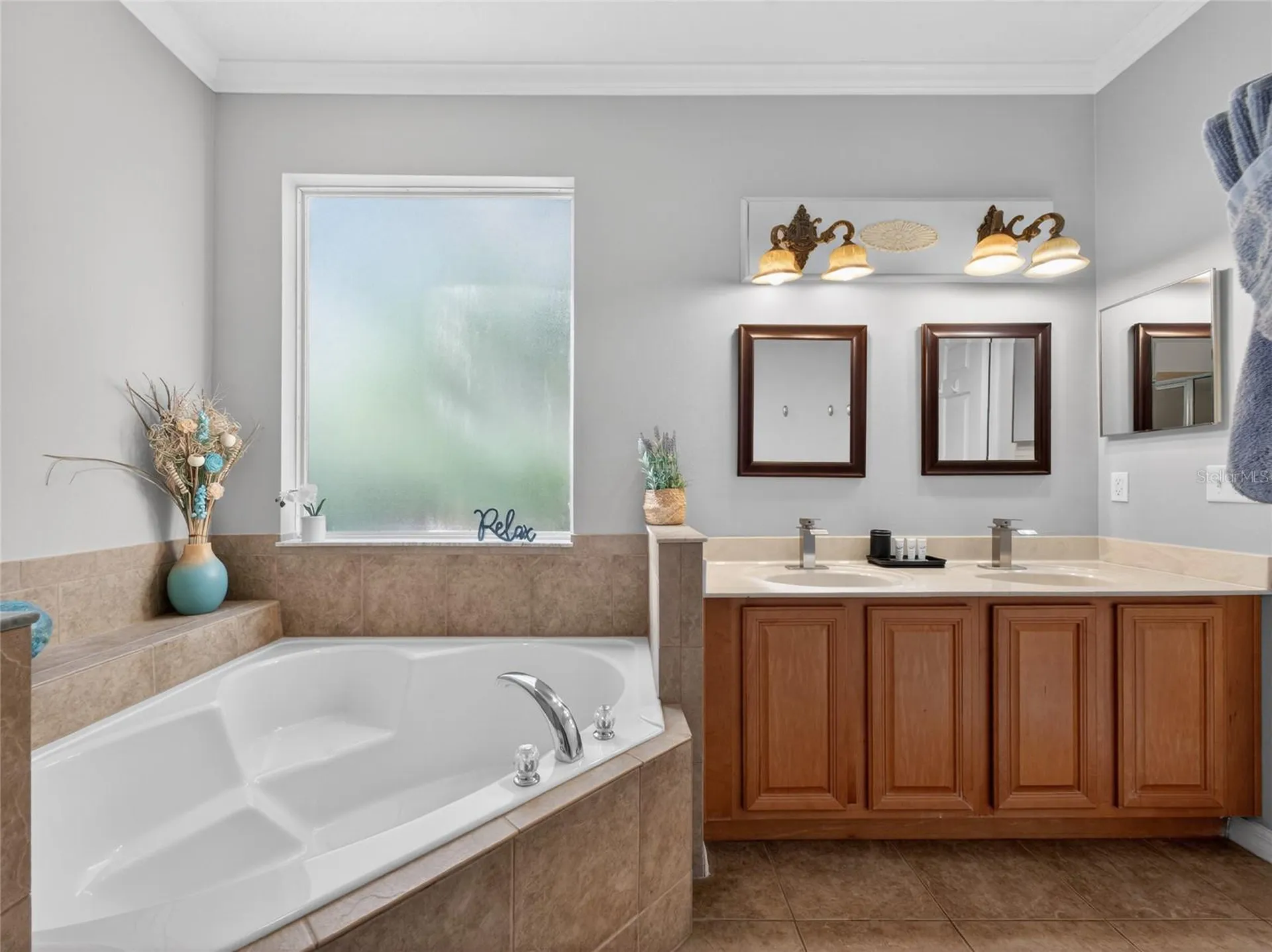 242 Solana Circle Davenport FL 33897