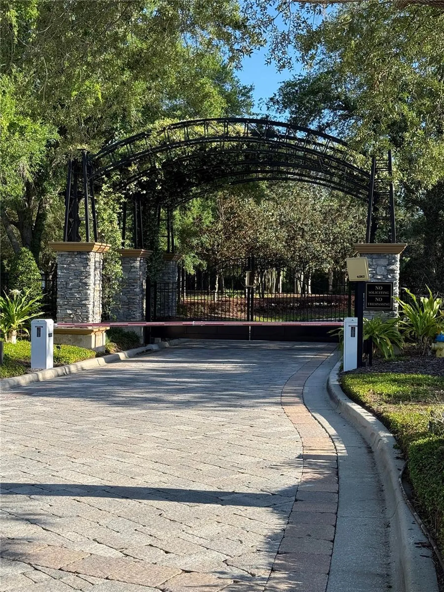 1306 Merry Water Drive Lutz FL 33548