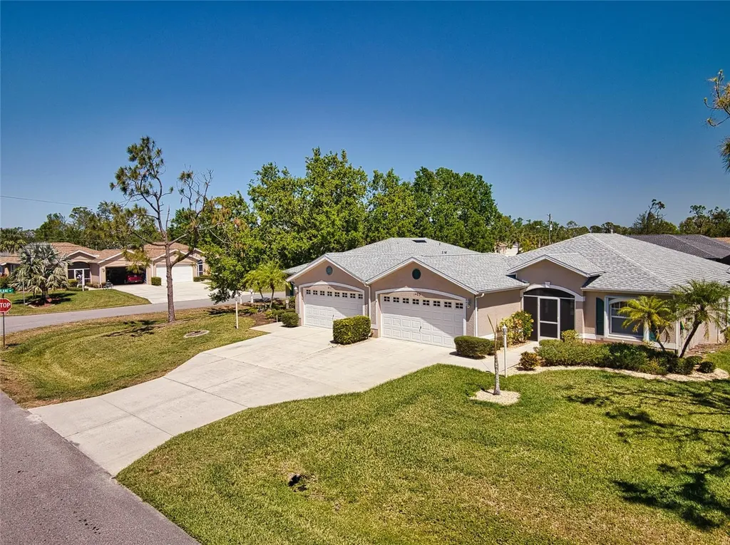 1401 Hedgewood Circle North Port FL 34288