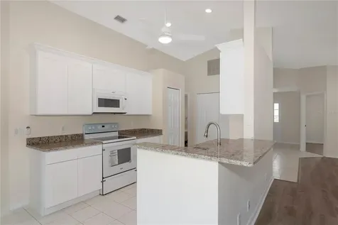 1401 Hedgewood Circle North Port FL 34288