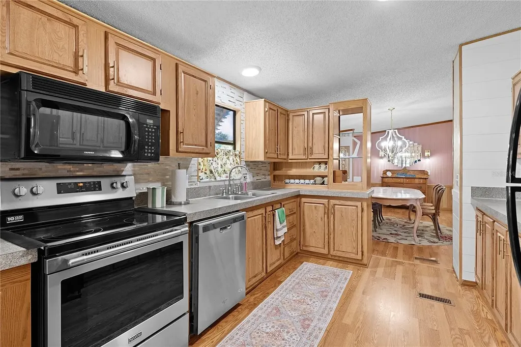 13904 County Road 109d Lady Lake FL 32159