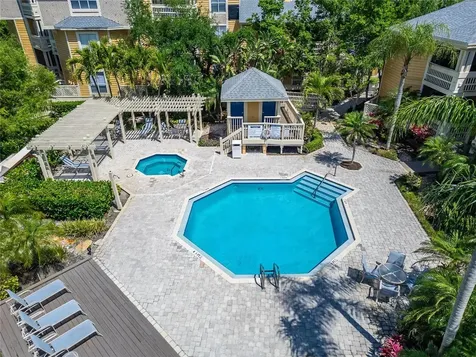 115 112th Avenue NE St Petersburg FL 33716