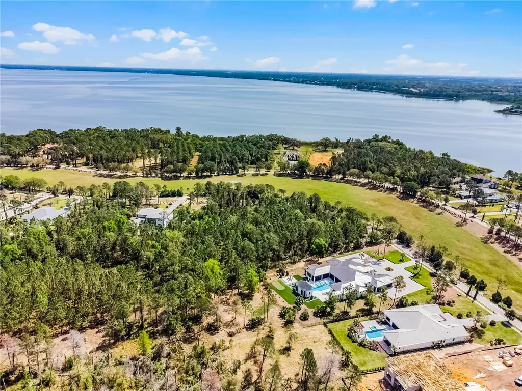15946 Pendio Drive Bella Collina FL 34756