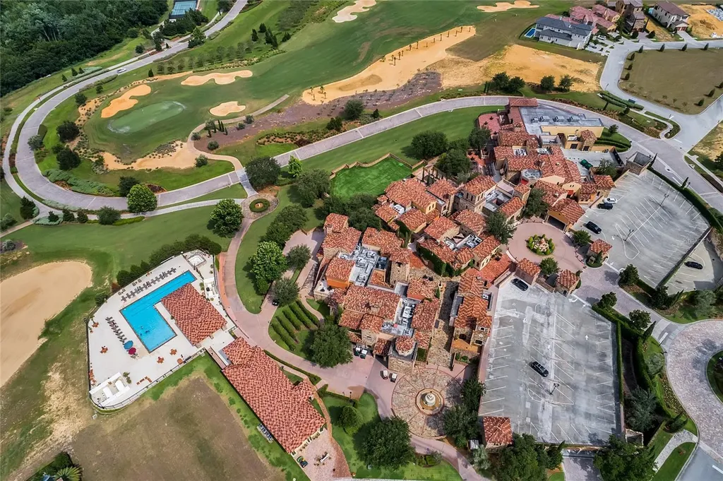 15946 Pendio Drive Bella Collina FL 34756