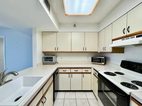 2333 Feather Sound Drive Clearwater FL 33762