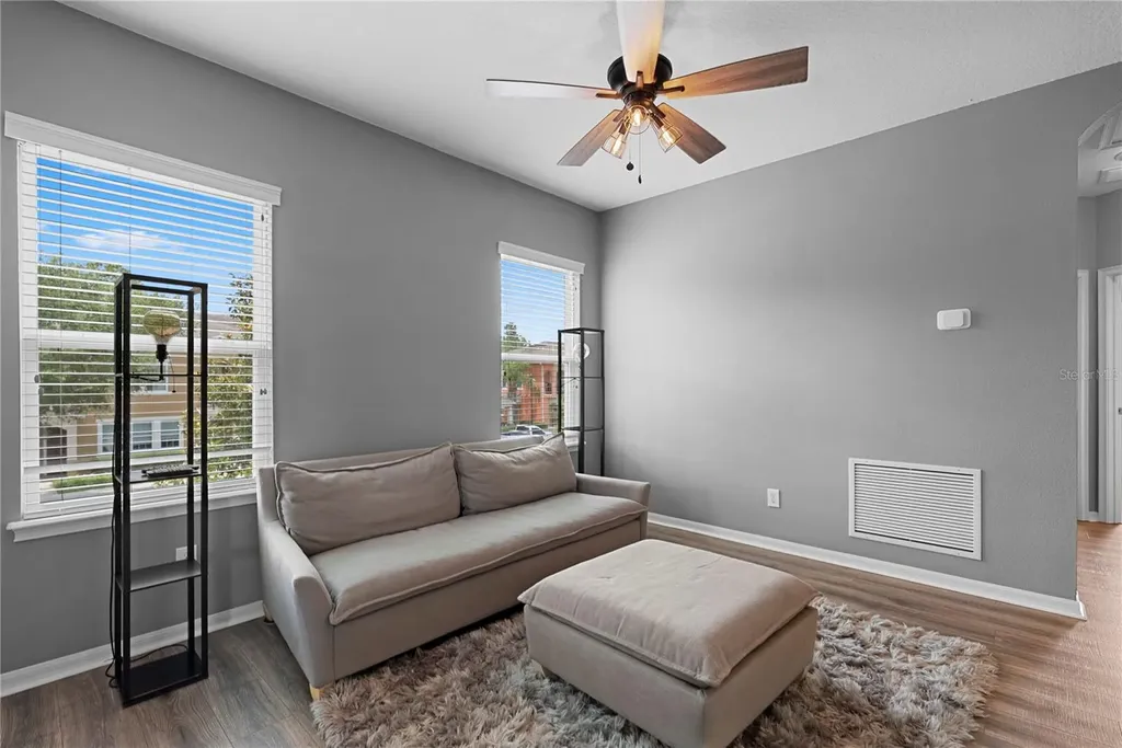 5327 Factors Walk Drive Sanford FL 32771