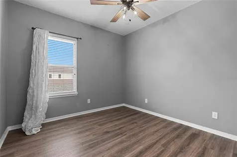 5327 Factors Walk Drive Sanford FL 32771