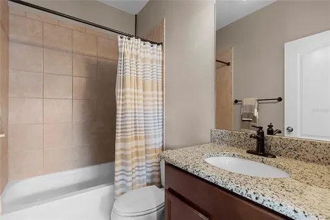 5327 Factors Walk Drive Sanford FL 32771