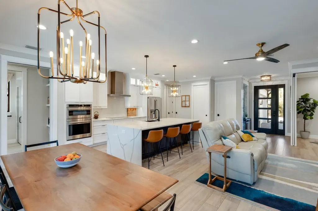 2823 Marshall Drive Sarasota FL 34239