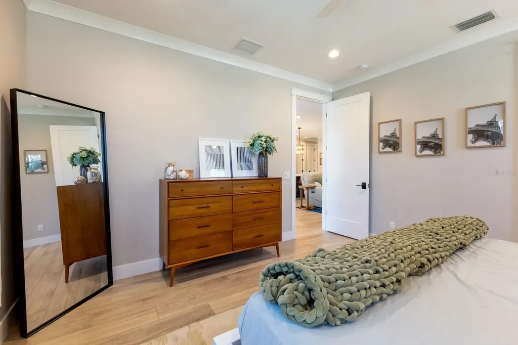 2823 Marshall Drive Sarasota FL 34239