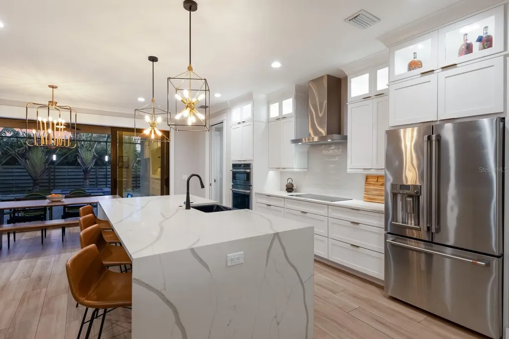 2823 Marshall Drive Sarasota FL 34239