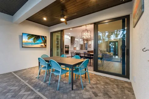 2823 Marshall Drive Sarasota FL 34239