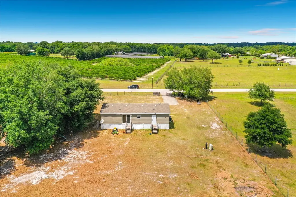 8108 Sergeant Pepper Drive Howey In The Hills FL 34737