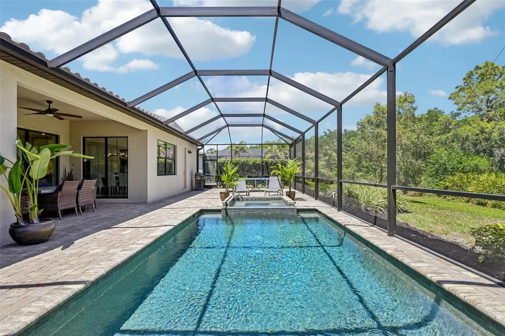 16309 Tradewind Terrace Lakewood Ranch FL 34211