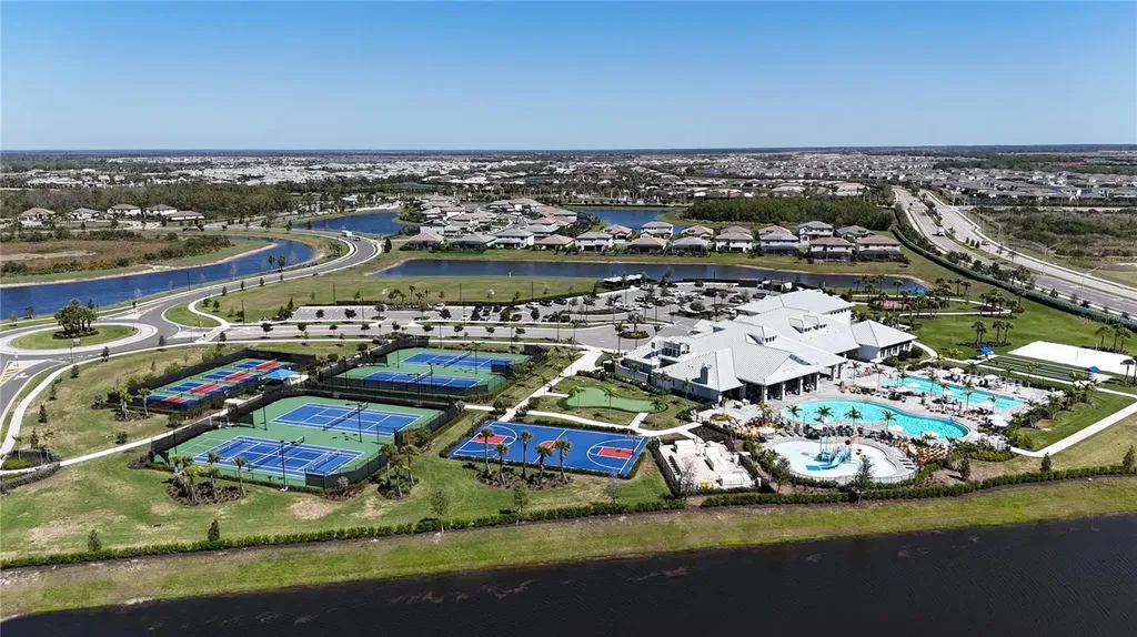 16309 Tradewind Terrace Lakewood Ranch FL 34211