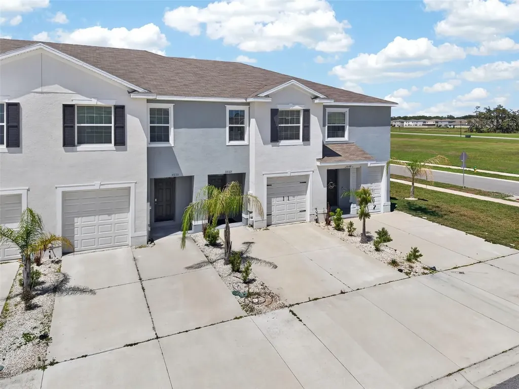 33105 Major Oak Drive Wesley Chapel FL 33545
