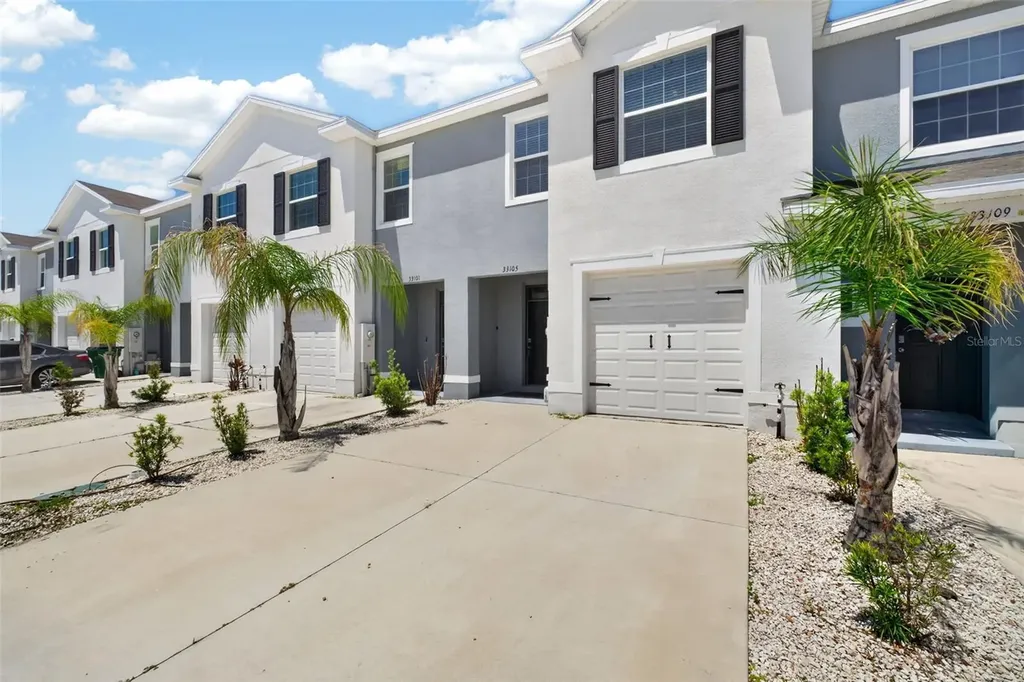 33105 Major Oak Drive Wesley Chapel FL 33545