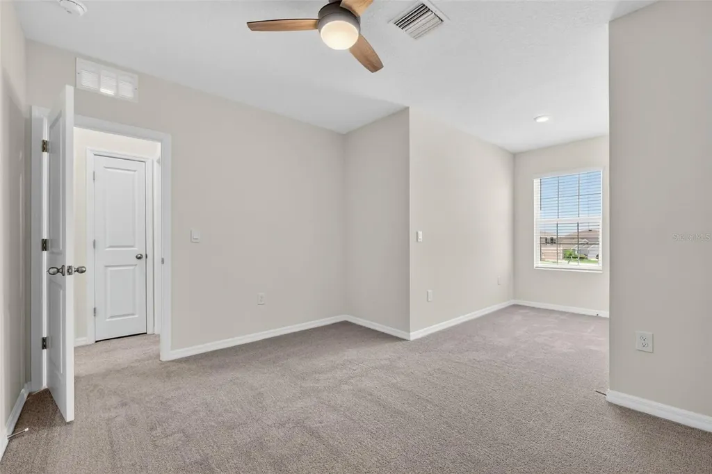 33105 Major Oak Drive Wesley Chapel FL 33545
