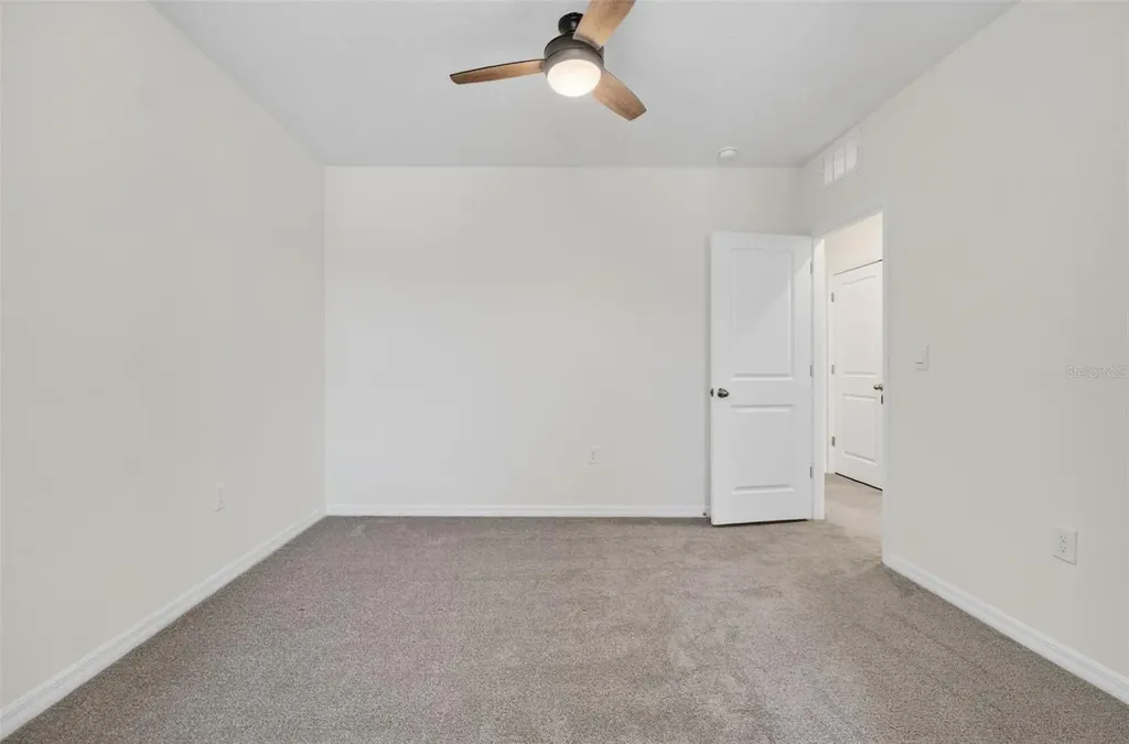 33105 Major Oak Drive Wesley Chapel FL 33545
