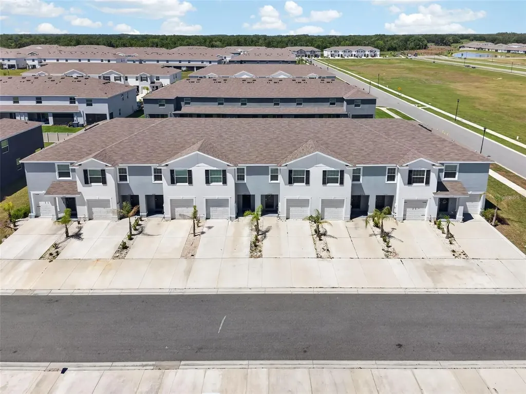 33105 Major Oak Drive Wesley Chapel FL 33545