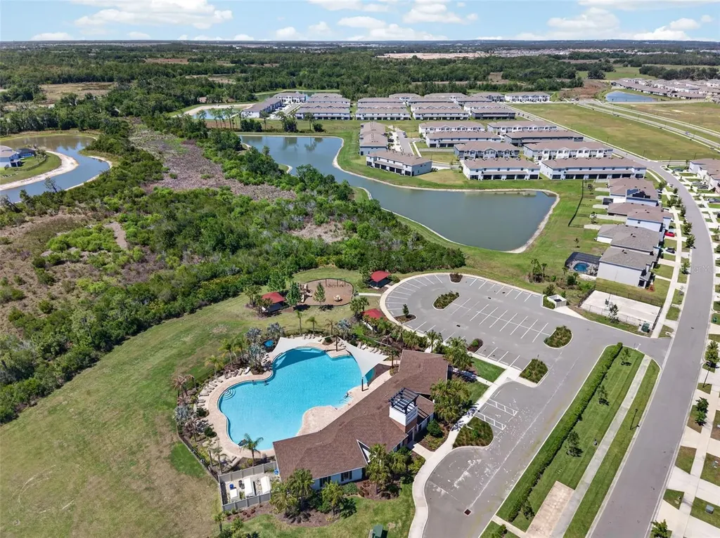 33105 Major Oak Drive Wesley Chapel FL 33545