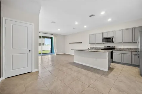 33105 Major Oak Drive Wesley Chapel FL 33545