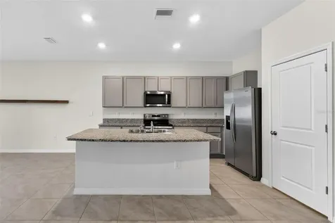 33105 Major Oak Drive Wesley Chapel FL 33545