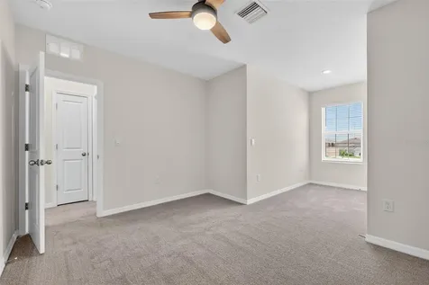 33105 Major Oak Drive Wesley Chapel FL 33545