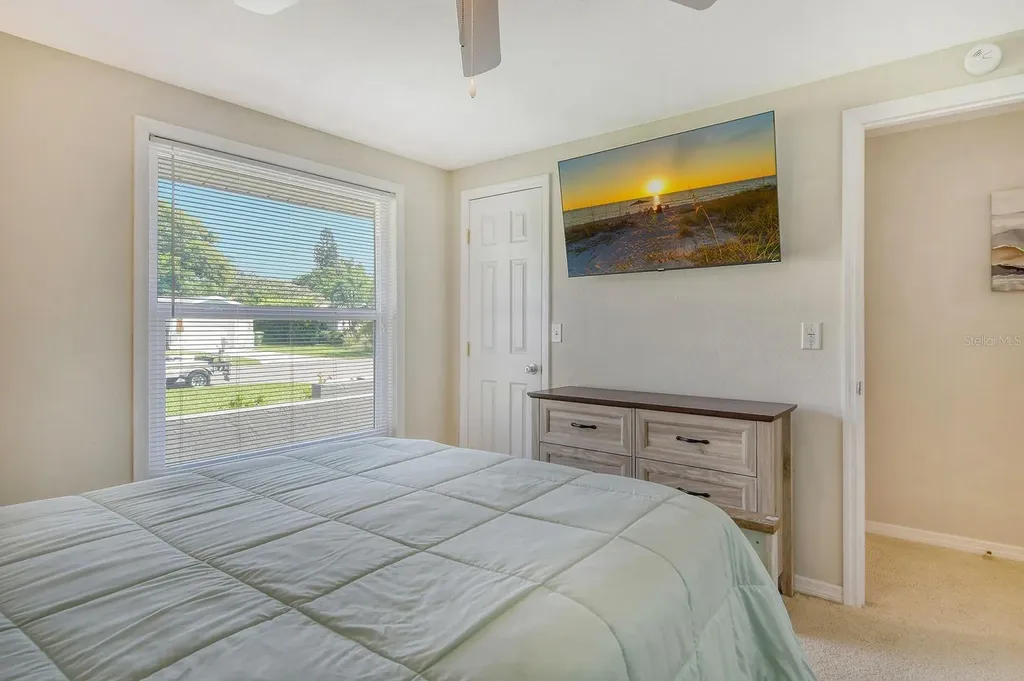 6213 34th Avenue W Bradenton FL 34209