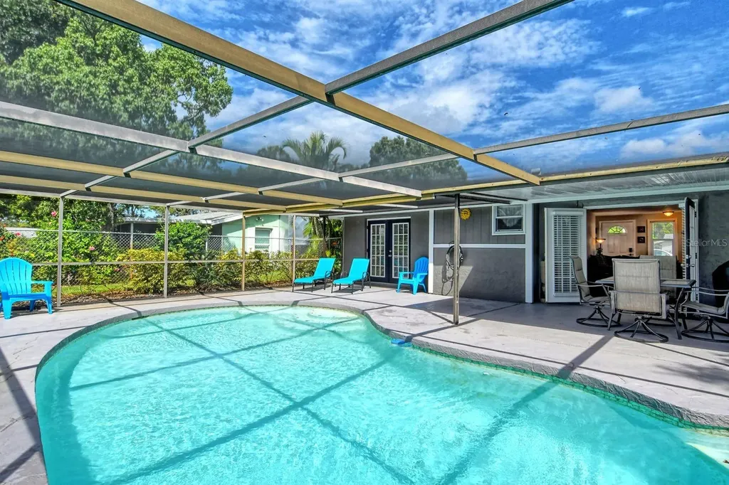 6213 34th Avenue W Bradenton FL 34209
