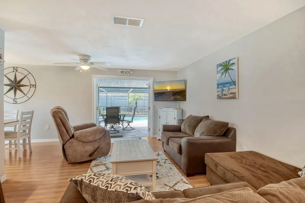 6213 34th Avenue W Bradenton FL 34209