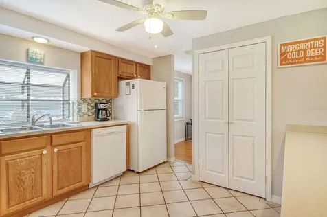 6213 34th Avenue W Bradenton FL 34209