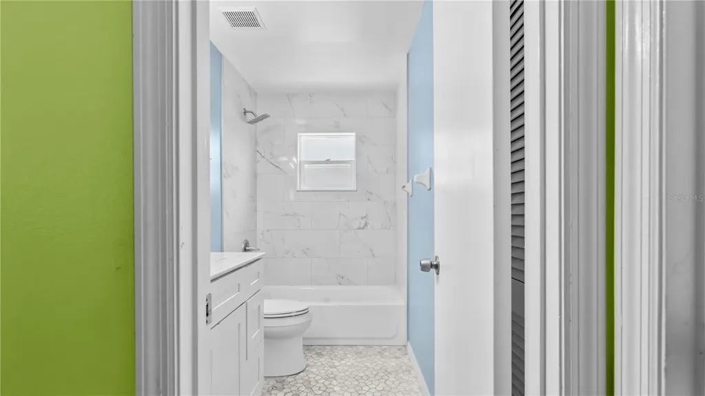 3320 Pineridge Circle Kissimmee FL 34746