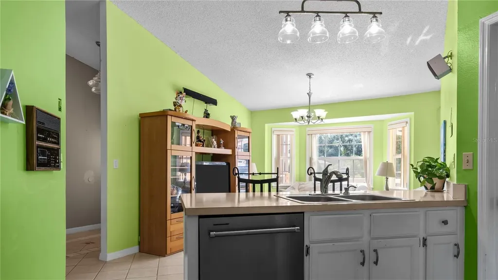 3320 Pineridge Circle Kissimmee FL 34746