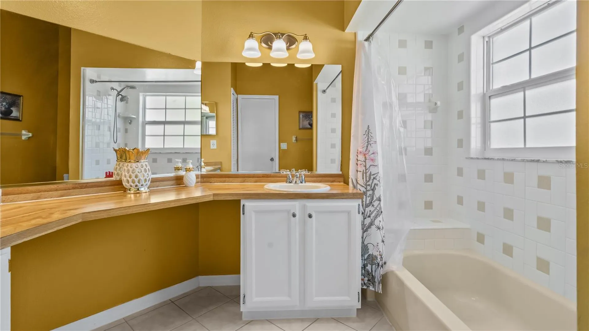 3320 Pineridge Circle Kissimmee FL 34746
